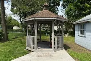 18 Station St, Manalapan Township, NJ 07726 - Photo 2