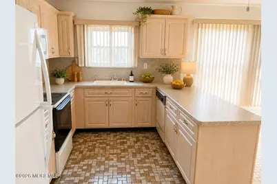 47 Castle Harbor Drive, Toms River Township, NJ 08757 - Photo 8