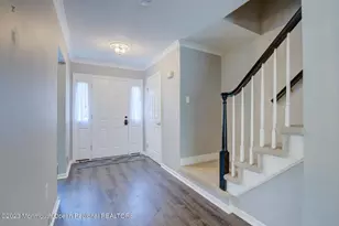 16 Gloucester Ct, Freehold, NJ 07728 - Photo 2