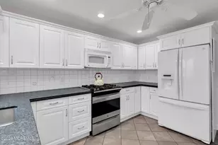 29 Green Island Rd, Toms River Township, NJ 08753 - Photo 18