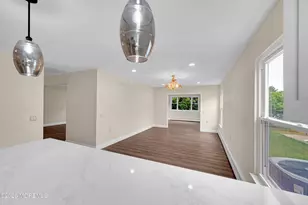 27 Tropicana Ct, Toms River Township, NJ 08757 - Photo 8