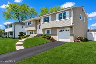52 Cresci Blvd, Hazlet Township, NJ 07730 - Photo 2