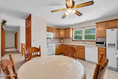 52 Cresci Boulevard, Hazlet Township, NJ 07730 - Photo 6