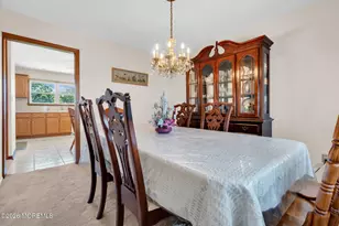 52 Cresci Blvd, Hazlet Township, NJ 07730 - Photo 10