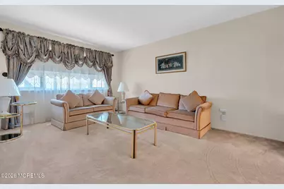 52 Cresci Boulevard, Hazlet Township, NJ 07730 - Photo 12