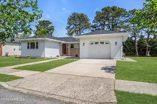 11 Tampa Ln, Toms River Township, NJ 08757 - Photo 4
