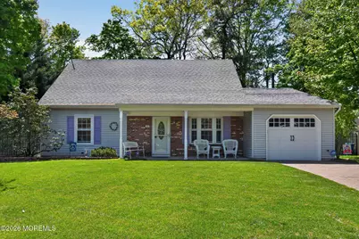 11 Moss Haven Way, Howell Township, NJ 07731 - Photo 2