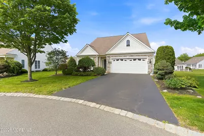 9 Nottingham Lane, Manchester Township, NJ 08759 - Photo 2