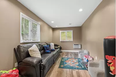 24 Jubilee Circle, Aberdeen Township, NJ 07747 - Photo 22