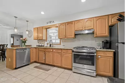 24 Jubilee Circle, Aberdeen Township, NJ 07747 - Photo 16