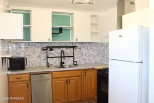 165 Wyckoff Rd, Eatontown, NJ 07724 - Photo 2