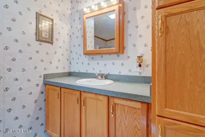 902 Oak Ridge Terrace, Whiting, NJ 08759 - Photo 26