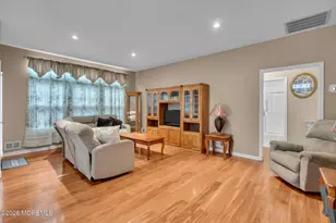 172 Sylvan Lake Blvd, Bayville, NJ 08721 - Photo 8