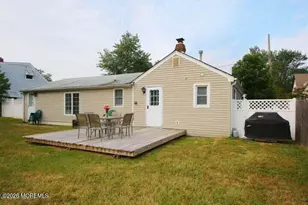 18 Mills Ave, Port Monmouth, NJ 07758 - Photo 12