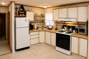 15 Oak Tree Ln, Manahawkin, NJ 08050 - Photo 6