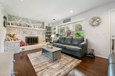 837 Cable Avenue, Beachwood, NJ 08722 - Photo 8