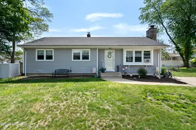 837 Cable Avenue, Beachwood, NJ 08722 - Photo 1
