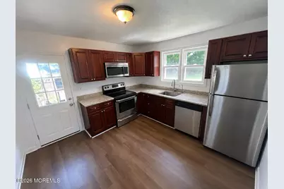 107 Clinton Place, Tinton Falls, NJ 07724 - Photo 4
