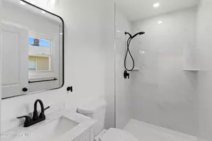 136 Orlando Blvd, Toms River Township, NJ 08757 - Photo 20