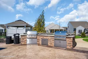 49 Pasture Dr, Farmingdale, NJ 07727 - Photo 42