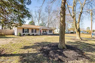 209 Sinclair Ave, Lanoka Harbor, NJ 08734 - Photo 2