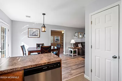 209 Sinclair Avenue, Lanoka Harbor, NJ 08734 - Photo 10