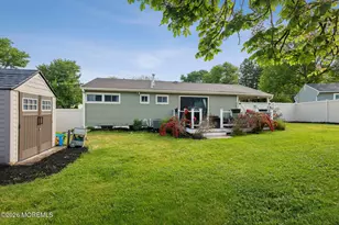 212 Princeton Rd, Sayreville, NJ 08859 - Photo 22