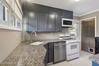 212 Princeton Road, Sayreville, NJ 08859 - Photo 4