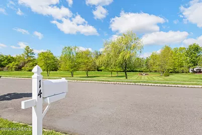 14 Williamsburg Court, Allentown, NJ 08501 - Photo 4