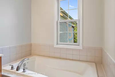 86 Deepwater Circle, Manalapan Township, NJ 07726 - Photo 20