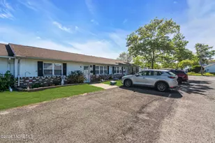 4 Michigan Dr, Matawan, NJ 07747 - Photo 2