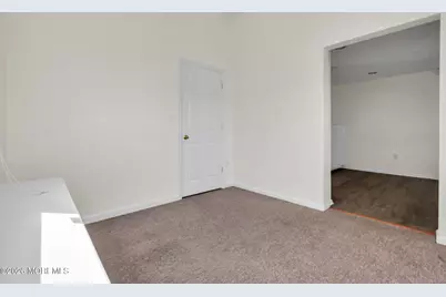 17 Brevent Avenue, Leonardo, NJ 07737 - Photo 8