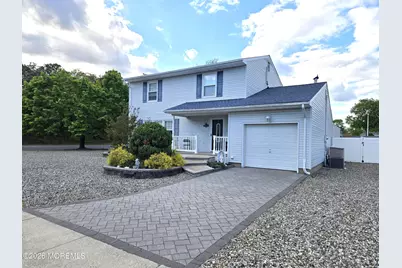 300 Pennington Court, Toms River Township, NJ 08753 - Photo 2