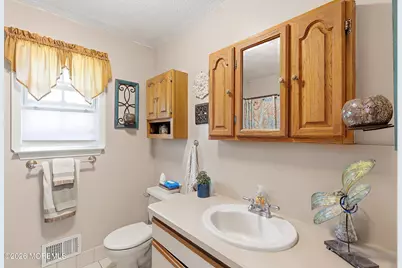 89 Valerie Court, Brick, NJ 08724 - Photo 14
