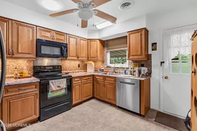 56 B Yorktowne Parkway, Whiting, NJ 08759 - Photo 16