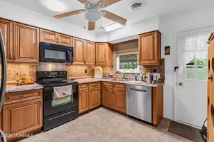 56 B Yorktowne Pkwy, Whiting, NJ 08759 - Photo 16