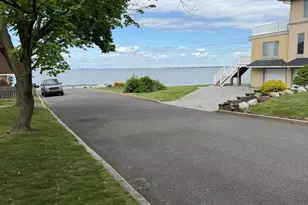 47 Burlington Ave, Leonardo, NJ 07737 - Photo 2