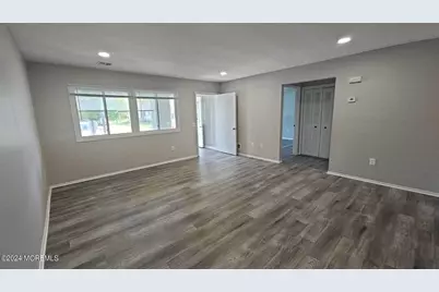 1700 Nj 37 W #105-07, Toms River Township, NJ 08757 - Photo 6