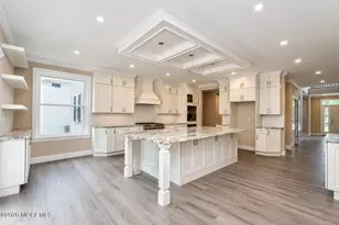 825 NARYSHKIN Wy, Toms River Township, NJ 08753 - Photo 14
