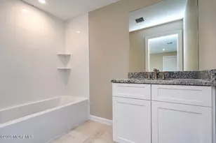 825 NARYSHKIN Wy, Toms River Township, NJ 08753 - Photo 36