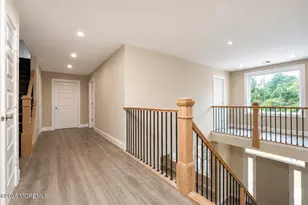 825 NARYSHKIN Wy, Toms River Township, NJ 08753 - Photo 16
