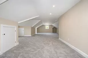 825 NARYSHKIN Wy, Toms River Township, NJ 08753 - Photo 46