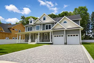 825 NARYSHKIN Wy, Toms River Township, NJ 08753 - Photo 2
