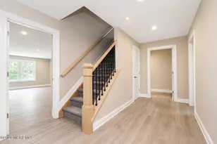 825 NARYSHKIN Wy, Toms River Township, NJ 08753 - Photo 30
