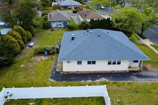 2240 Yorktowne Blvd, Toms River Township, NJ 08753 - Photo 34