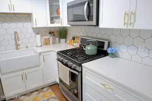 1235 Holmes Ct, Neptune City, NJ 07753 - Photo 8