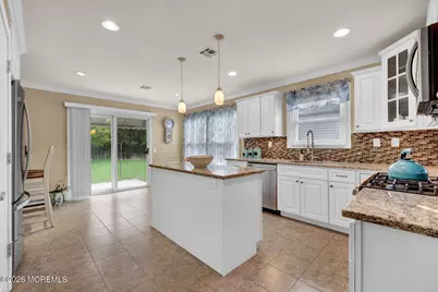 195 Cabrillo Boulevard, Toms River Township, NJ 08757 - Photo 10
