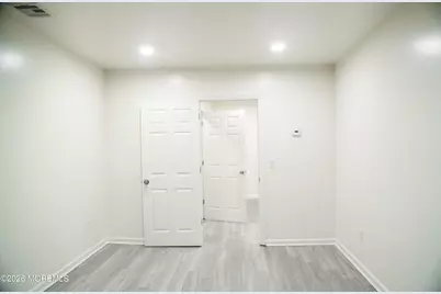 101 Anelve Avenue #5, Neptune Township, NJ 07753 - Photo 4