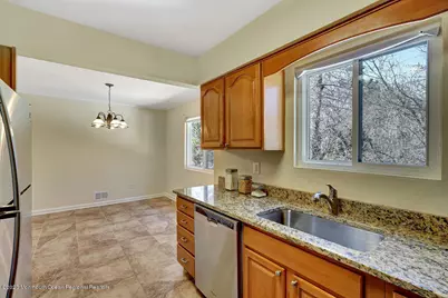 415 Middlewood Road, Middletown, NJ 07748 - Photo 6