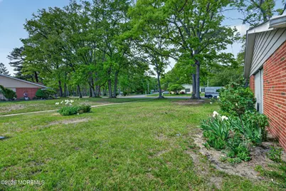 452 Portsmouth Drive #B, Lakewood, NJ 08701 - Photo 22